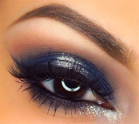 makeup for navy dress